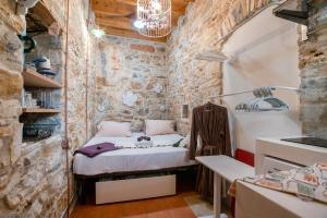 Dreaming of Greece 1