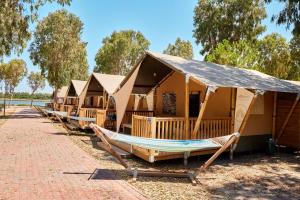 Tent room in Glamping at Sardinia