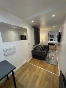 M18 Escape - Friern Barnet