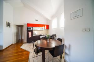 Pervanovo Apartments with Free Parking