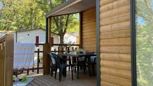 Campings Camping Rives du Lac de Sainte Croix : photos des chambres