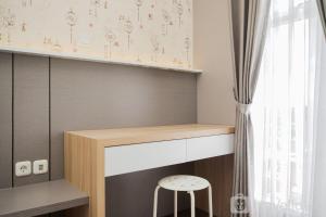 Cozy Living Studio Apartment Amazana Serpong By Travelio