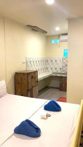 Komodo Shores Homestay