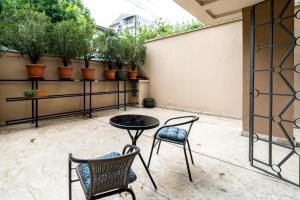 Apartment with balcony