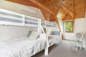 The Treehouse - Pet Friendly home in Jervis Bay!