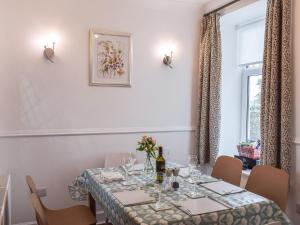 Wayside Cottage