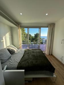 A la ciotat très beau studio vue mer 28m2 climatisé Horizons Marins