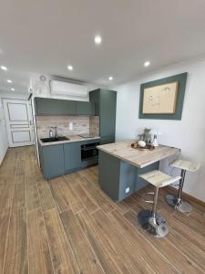 A la ciotat très beau studio vue mer 28m2 climatisé Horizons Marins