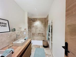 Villas Villa de l-Ange en Provence : photos des chambres