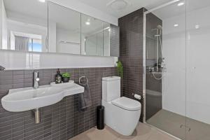 2Bedroom Exec Apt near Suncorp Free Carpark