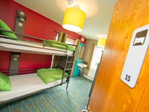 Quadruple Room with Shared Bathroom room in YHA Malham