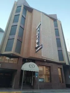 罗西酒店 - 贝尼卡洛