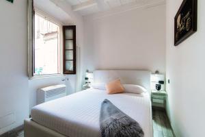 JOIVY Cosy 4-bed apt near Duomo di Como