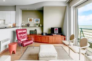 Long Island 19, B52 G