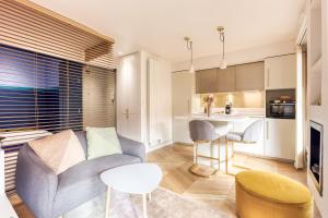 Charmant Appart, terrasse verdoyante, proche Paris