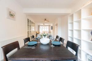 4 Bedroom Family Home In South East London