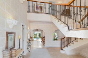 Luxurious 5br Villa Situated in Royal Westmoreland