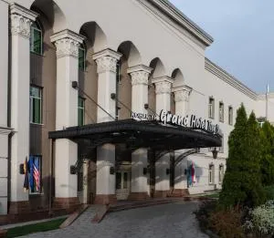 Grand Tien Shan Hotel - Ałma-Ata