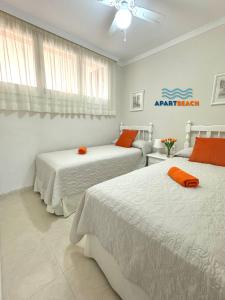 APARTBEACH SAN SEBASTIAN JUNTO PLAYA LARGA y CALA DORADA