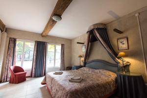 B&B / Chambres d'hotes Chateau de la Fregeoliere : photos des chambres