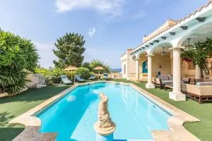 Spectacular Villa with pool and tennis court - Għargħur