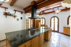 Spectacular Villa with pool and tennis court
