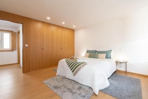 Host Wise - Elegant Home in the Heart of Porto