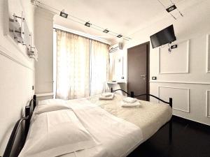 palace rome hostel