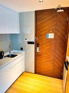 New stylish studio in La Vita 5