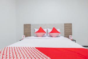 OYO 92771 Hotel Marina Andalas