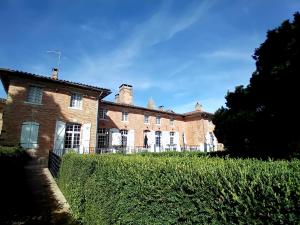 B&B / Chambres d'hotes Logis Domaine de Peyrolade : photos des chambres