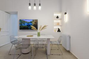 Koukaki Cielo Villa10 -Pvt Yard 3BR 8ppl -10min Metro Acropolis