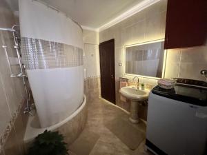 Lilos 2BR Apartment in Maadi