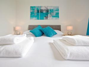 Rockworks Chalets No,3 - Uk7042
