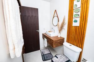 Cabana Perfeita a 800m da Praia - Lareira externa, Quintal Amplo, Pet Friendly, Ar condicionado, Netflix e Conforto completo