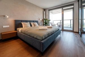 Premium Suite, RIVER & OLD TOWN VIEW,FREE PARKING