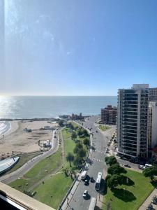 Departamento de tres ambientes frente al mar