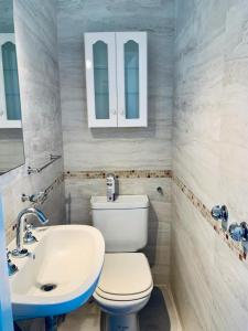 Departamento de tres ambientes frente al mar