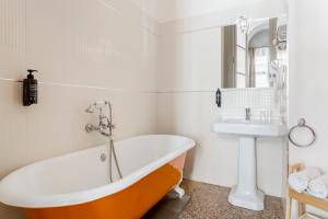 Appart'hotels Appart'City Collection Nimes Arenes : photos des chambres
