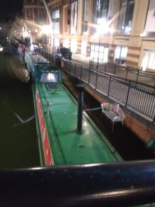 Rosie and Jim Retreat with hot tub indoors amazing