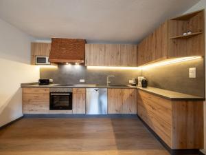 Holiday Home Kleewein by Interhome