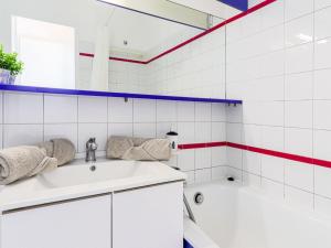 Apartment LAnge Gardien-2 by Interhome