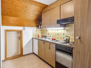 Apartment Eiger Residence Apt-A-425 by Interhome