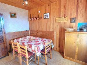 Appartements Charmant appart 4 pers, proche ski & rando, balcon, animaux admis - FR-1-393-146 : photos des chambres