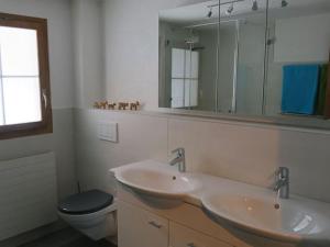 Apartment Chalet Heureka-Horbis by Interhome