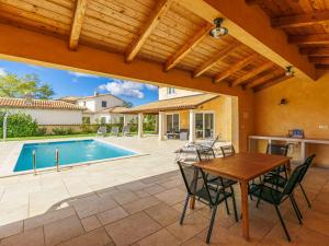 Villa Flori by Interhome