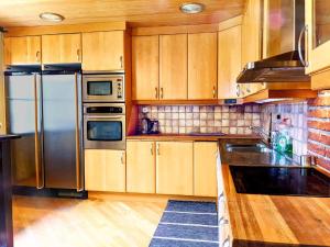 Cozy Forest View Villa with 5 Bedrooms