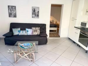 Appartements Appartement dans un coin de paradis avec piscine : photos des chambres