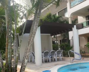 Sunset & Boat Watching Balcony