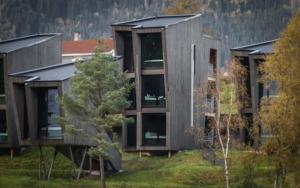 Elva Hotel